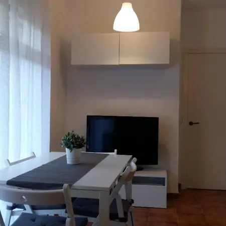 Al Lado De La Playa Con Parking Y Jardin